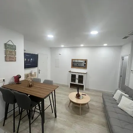 Aeat Apartment *